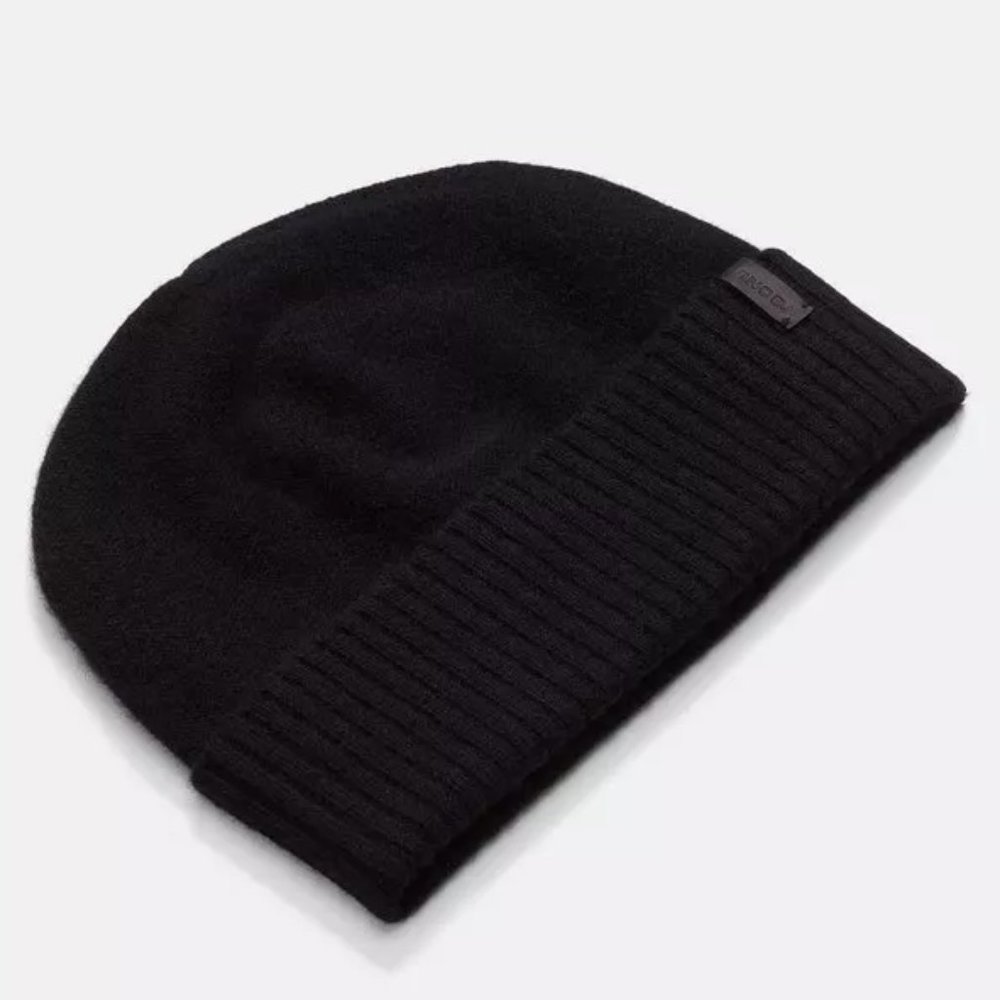 Vince Plush Cashmere Reverse-Knit Cuffed Hat ~ Black